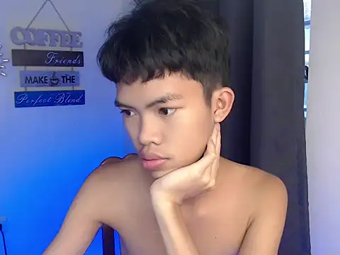 urcumjp online show from October 8, 2025, 9:59 pm