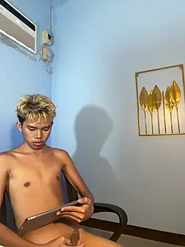 urcumjp online show from February 18, 2026, 1:25 am