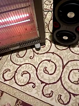 bullut06 online show from November 15, 2025, 4:05 am