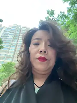 anna yngs online show from June 27, 2026, 12:22 pm