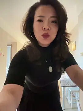 anna yngs online show from March 3, 2026, 7:26 am