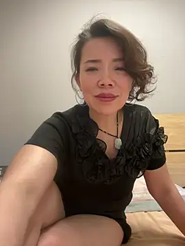 anna yngs online show from July 28, 2026, 12:48 pm