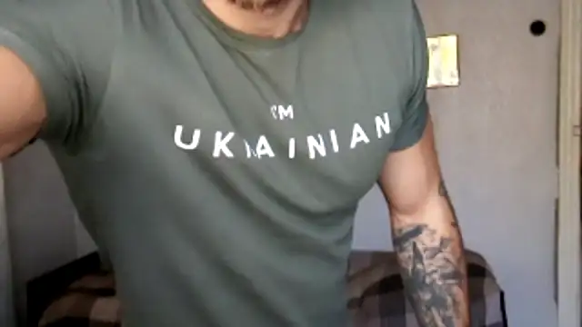 Jordan1Dior online show from November 2, 2025, 7:13 am