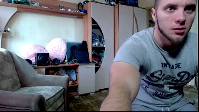 Snapshot of Jordan1Dior chatting on June 4, 2026, 7:57 am Jordan1Dior online show from June 4, 2026, 7:57 am
