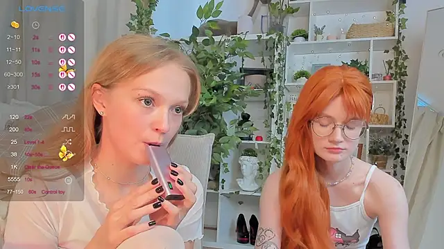 Kara smalltits online show from September 18, 2025, 11:35 am