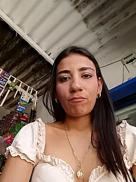 -juicy  online show from September 13, 2025, 3:12 pm