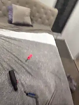 iamthepublickmasterbater online show from February 6, 2026, 1:51 pm