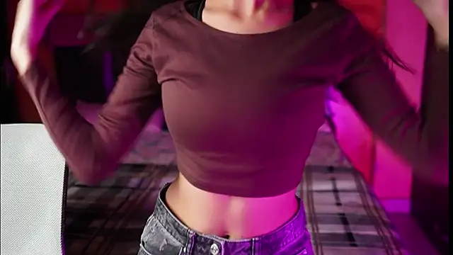 NidhiChandra online show from September 17, 2025, 10:50 am