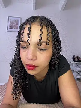 Snapshot of Yasmin777_ chatting on March 16, 2026, 6:32 pm Yasmin777 online show from March 16, 2026, 6:32 pm