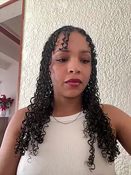 Snapshot of Yasmin777_ chatting on February 26, 2026, 7:14 pm Yasmin777 online show from February 26, 2026, 7:14 pm