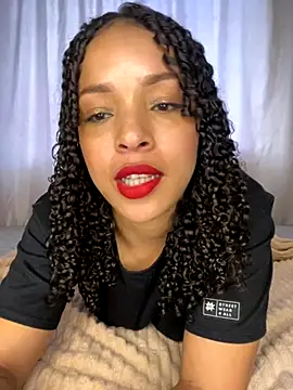 Yasmin777  online show from November 7, 2025, 8:46 pm