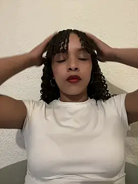 Yasmin777  online show from June 26, 2026, 1:22 am