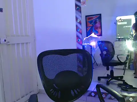 andrewcaxo online show from October 26, 2025, 2:23 am