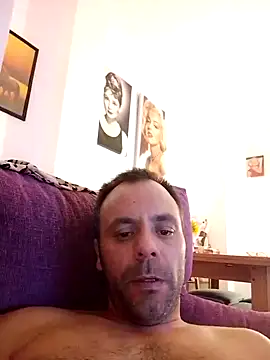 manchego85 online show from October 4, 2025, 3:19 am