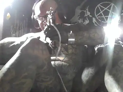 object857 online show from December 2, 2025, 9:49 pm