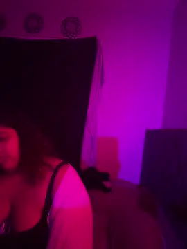 1n0nlythroat online show from November 29, 2025, 9:09 am