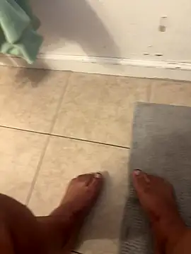 1n0nlythroat online show from October 12, 2025, 3:24 pm