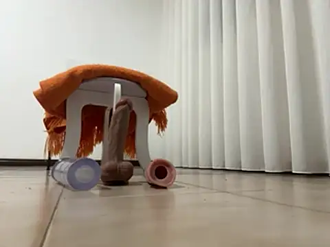 Snapshot of jporrado chatting on February 19, 2026, 11:23 pm jporrado online show from February 19, 2026, 11:23 pm