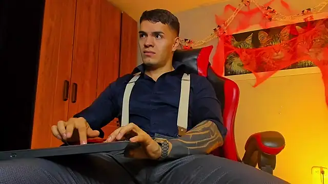 ALPHA DOMINUS  online show from October 25, 2025, 4:00 am