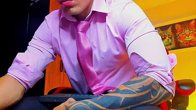 ALPHA DOMINUS  online show from October 7, 2025, 3:18 am