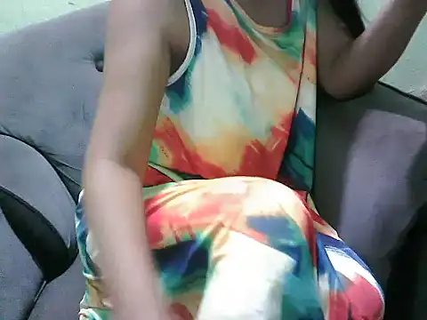 HotLadyPinay32 online show from July 19, 2026, 10:28 pm