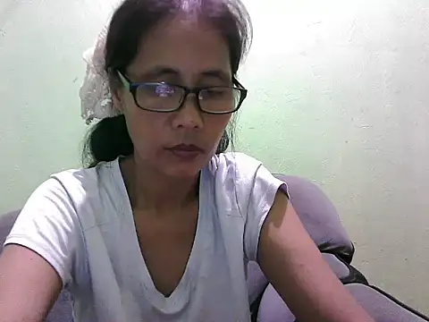 HotLadyPinay32 online show from March 8, 2026, 2:15 am