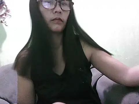 HotLadyPinay32 online show from June 18, 2026, 7:40 am