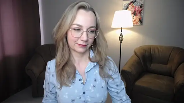 Ava Elior online show from June 14, 2026, 11:44 am