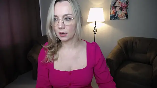 Ava Elior online show from May 5, 2026, 10:07 am