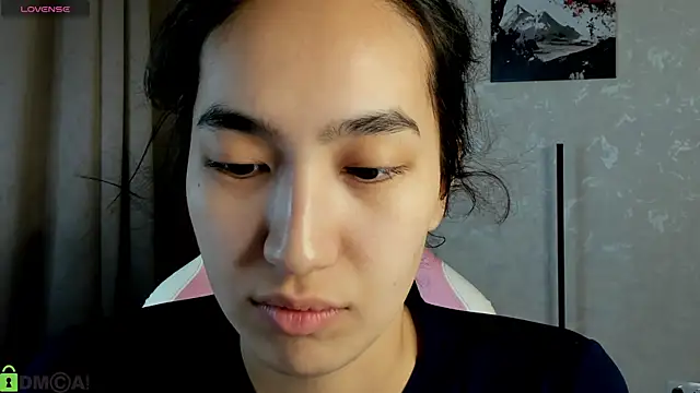 Snapshot of FlirtyAura chatting on December 4, 2025, 1:59 am FlirtyAura online show from December 4, 2025, 1:59 am