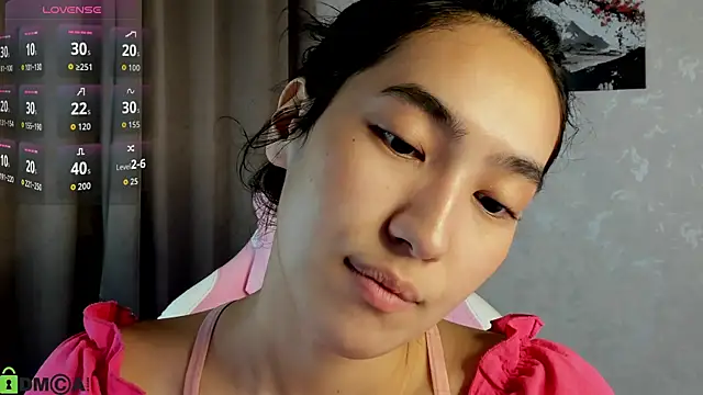 Snapshot of FlirtyAura chatting on December 3, 2025, 3:51 am FlirtyAura online show from December 3, 2025, 3:51 am