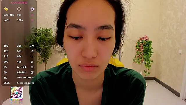 Snapshot of FlirtyAura chatting on March 11, 2026, 2:27 am FlirtyAura online show from March 11, 2026, 2:27 am