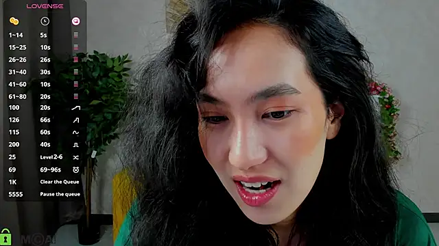 Snapshot of FlirtyAura chatting on February 27, 2026, 3:40 am FlirtyAura online show from February 27, 2026, 3:40 am