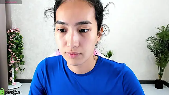 Snapshot of FlirtyAura chatting on October 12, 2025, 1:51 am FlirtyAura online show from October 12, 2025, 1:51 am