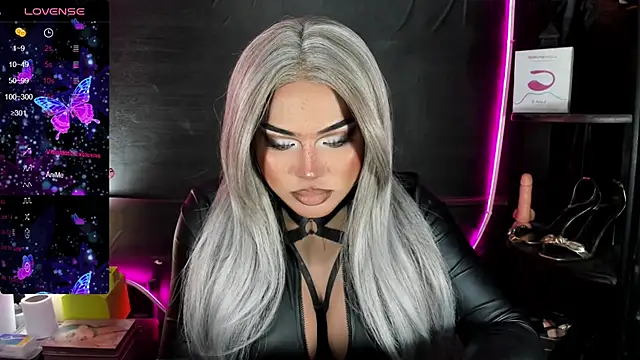 TempestousPleasure online show from June 19, 2026, 4:02 pm
