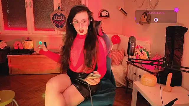 Snapshot of Zesty_Peach chatting on June 29, 2026, 4:28 pm Zesty Peach online show from June 29, 2026, 4:28 pm