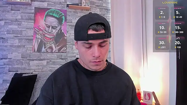 connorsmiith online show from October 17, 2025, 9:16 pm