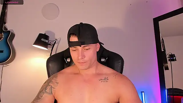 connorsmiith online show from June 27, 2026, 2:01 pm