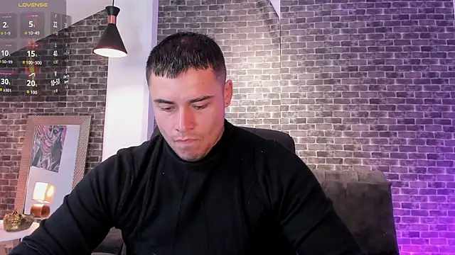 connorsmiith online show from October 6, 2025, 11:55 am