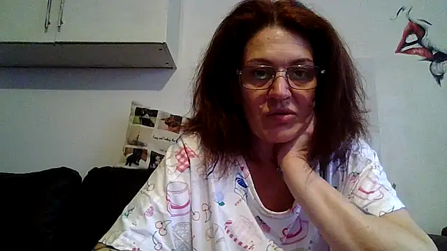 RubyyRosee online show from May 3, 2026, 9:47 am