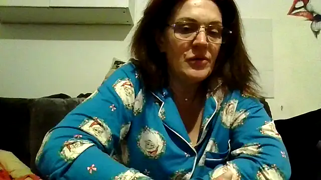 RubyyRosee online show from March 22, 2026, 2:37 am