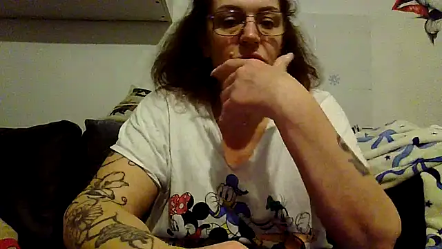 RubyyRosee online show from March 6, 2026, 6:30 am