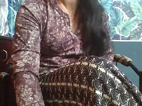 Marathi q4een01 online show from February 4, 2026, 5:02 am