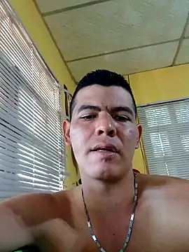 Snapshot of cristian07_ chatting on September 10, 2025, 5:01 pm cristian07 online show from September 10, 2025, 5:01 pm