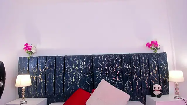 katte landerr online show from April 26, 2026, 1:41 pm