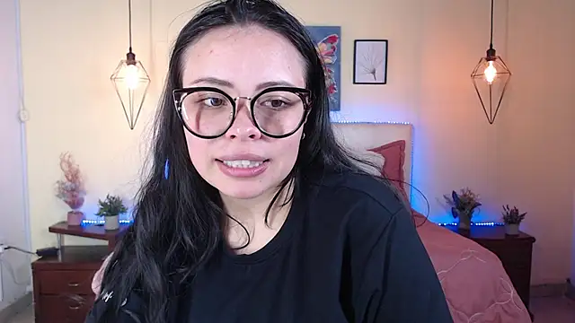 Megan 05  online show from June 25, 2026, 2:44 pm