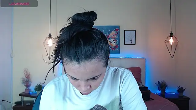 Megan 05  online show from August 1, 2026, 7:12 pm