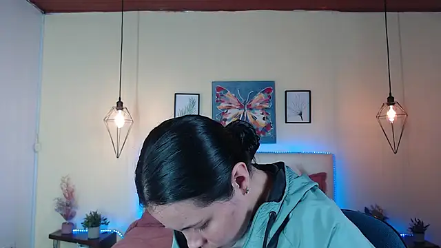 Megan 05  online show from July 28, 2026, 7:39 pm