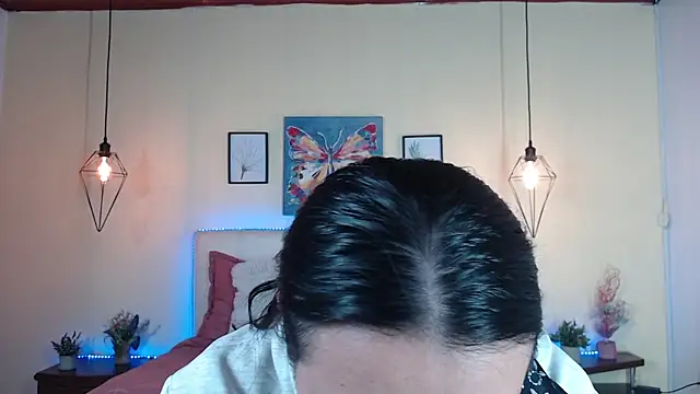Megan 05  online show from June 16, 2026, 7:25 pm