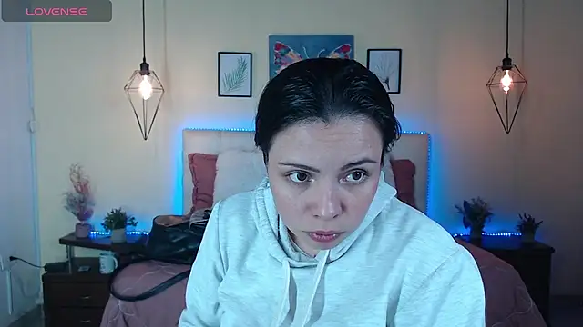 Megan 05  online show from August 4, 2026, 7:29 pm
